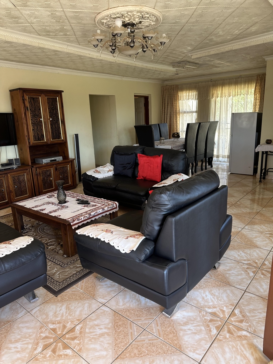 3 Bedroom Property for Sale in Mogwase Unit 4 North West